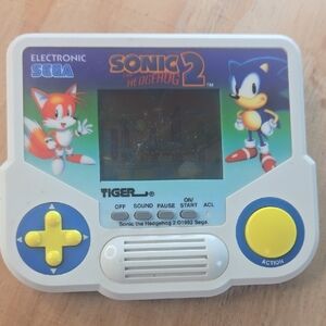 SEGA Sonic the Hedgehog 2 Handheld Game